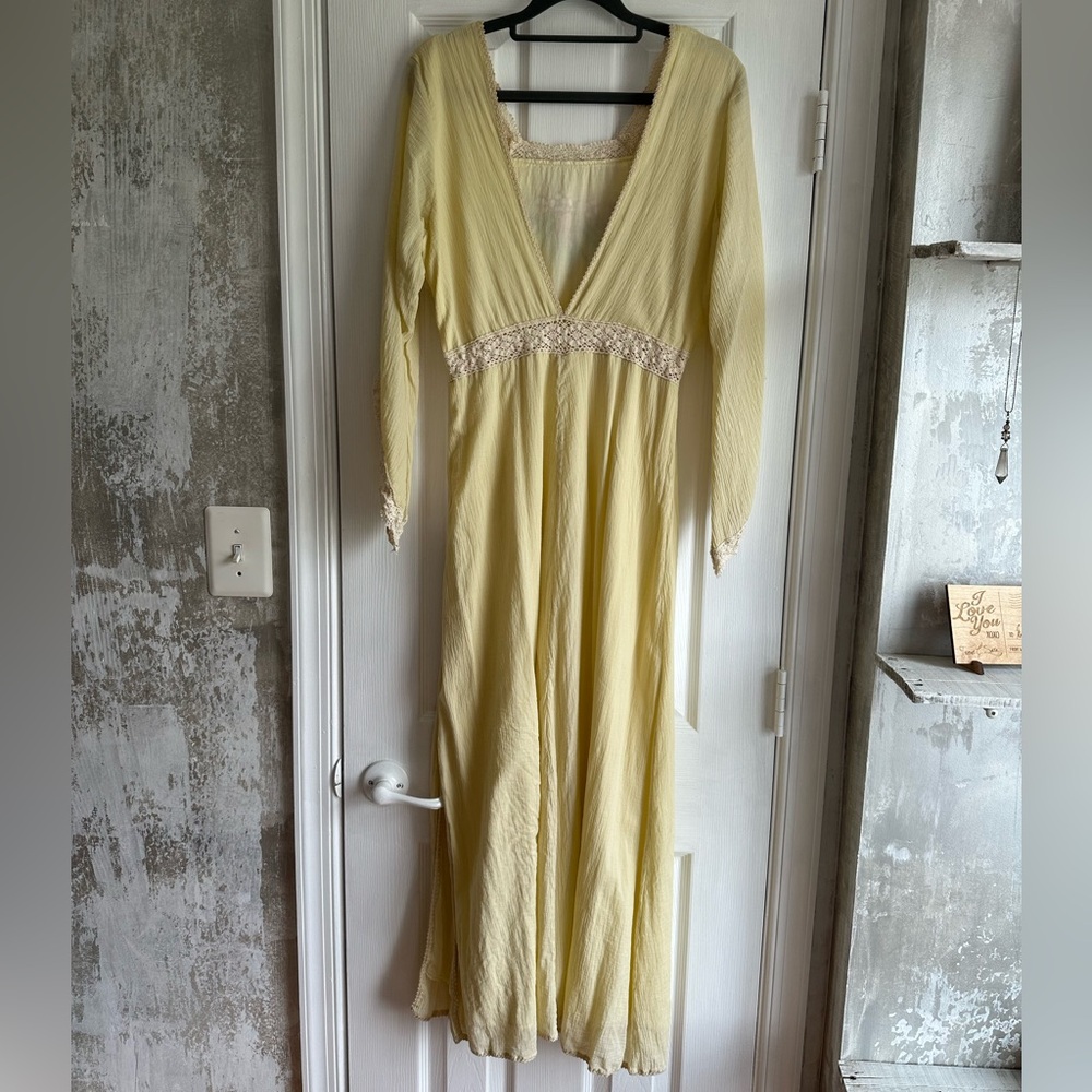 CU Amelia Dress - Picture 6 of 8